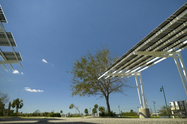 Quelles aides financières sont disponibles pour l'installation d'un carport solaire ?